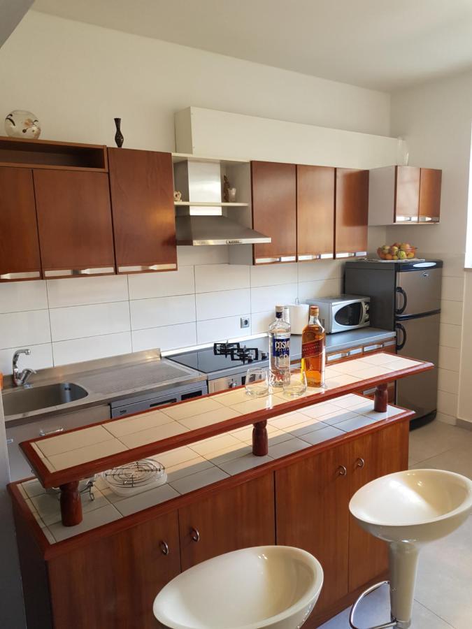 Apartment Centar Omis Exterior photo